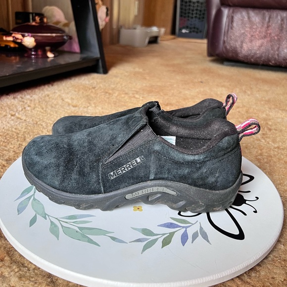 Merrell Jungle Moc Slip On Shoes in Black Suede Leather kids size 5. - Picture 1 of 17